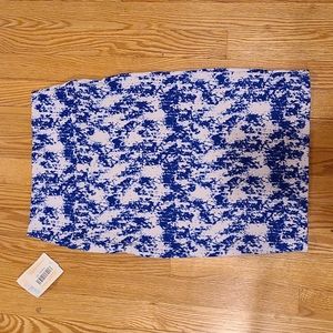 LuLaRoe Blue and Whiye size XS Cassie skirt